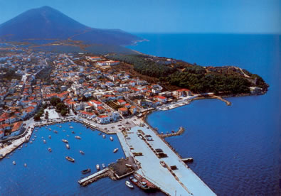 pylos bay peloponnese