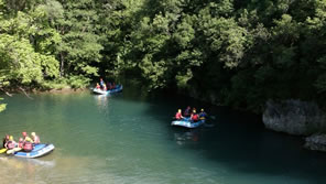 rafting paddling Greece 